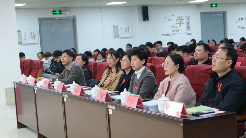 f0fc83d6e3e52011dd5776955d5c736b.jpg f0fc83d6e3e52011dd5776955d5c736b.jpg